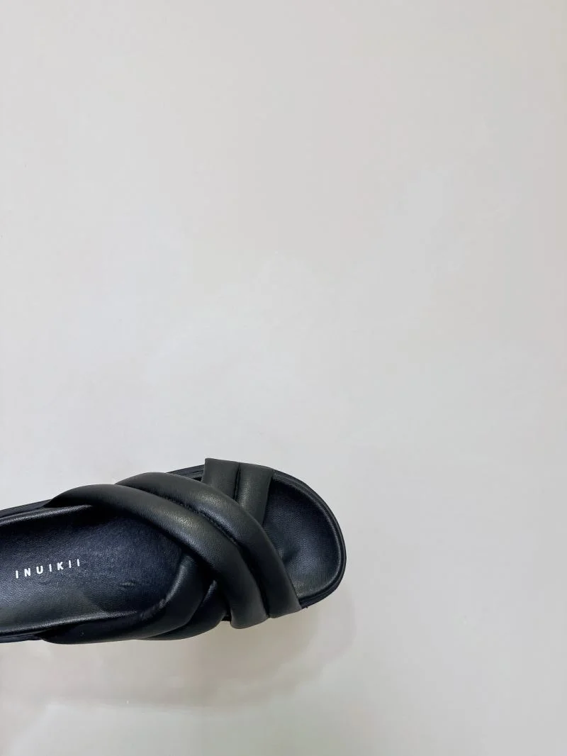Breathable Inuikii Sandals 9931