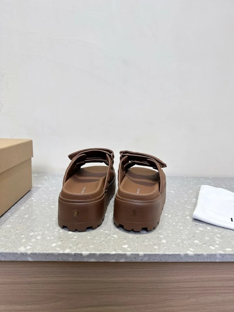 Inuikii Sandals Refined 9929
