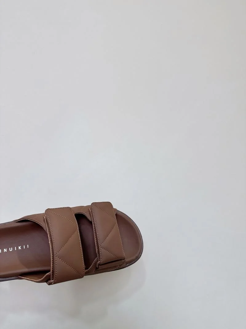 Inuikii Sandals Refined 9929