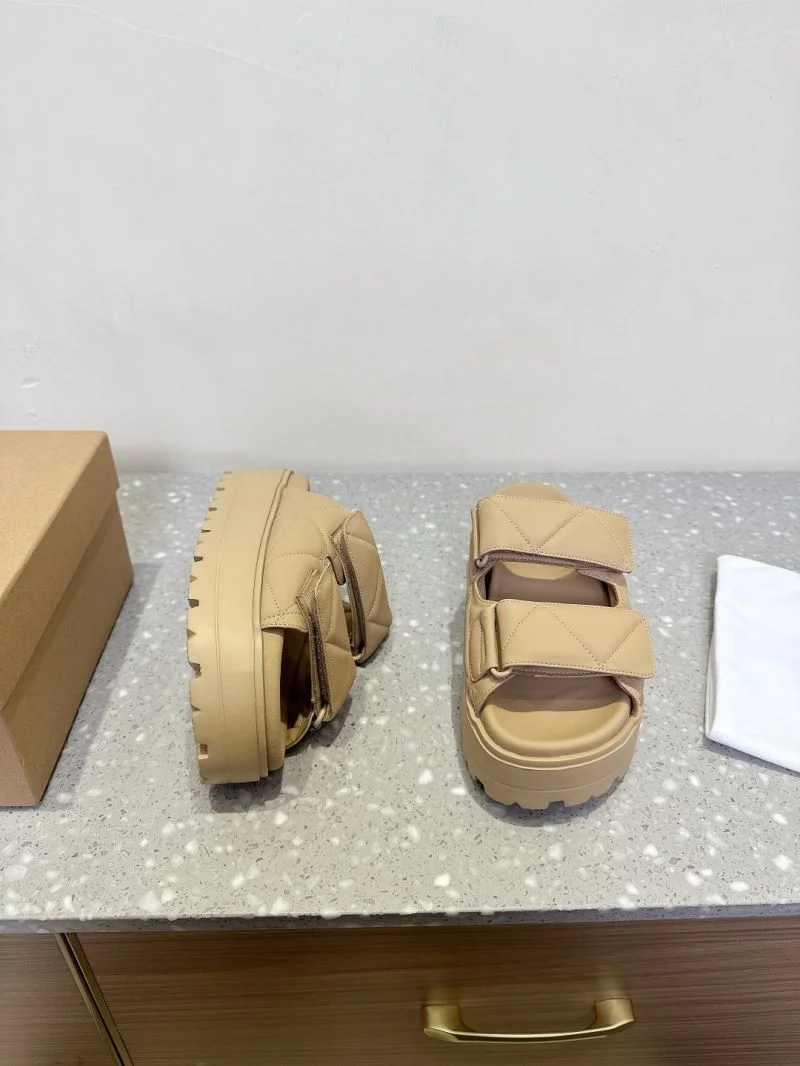 Inuikii Sandals MultiPurpose 9944