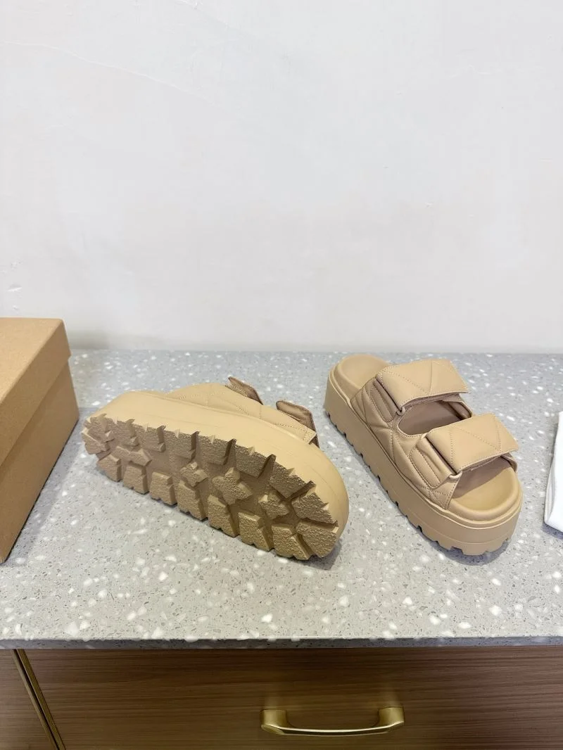 Inuikii Sandals MultiPurpose 9944