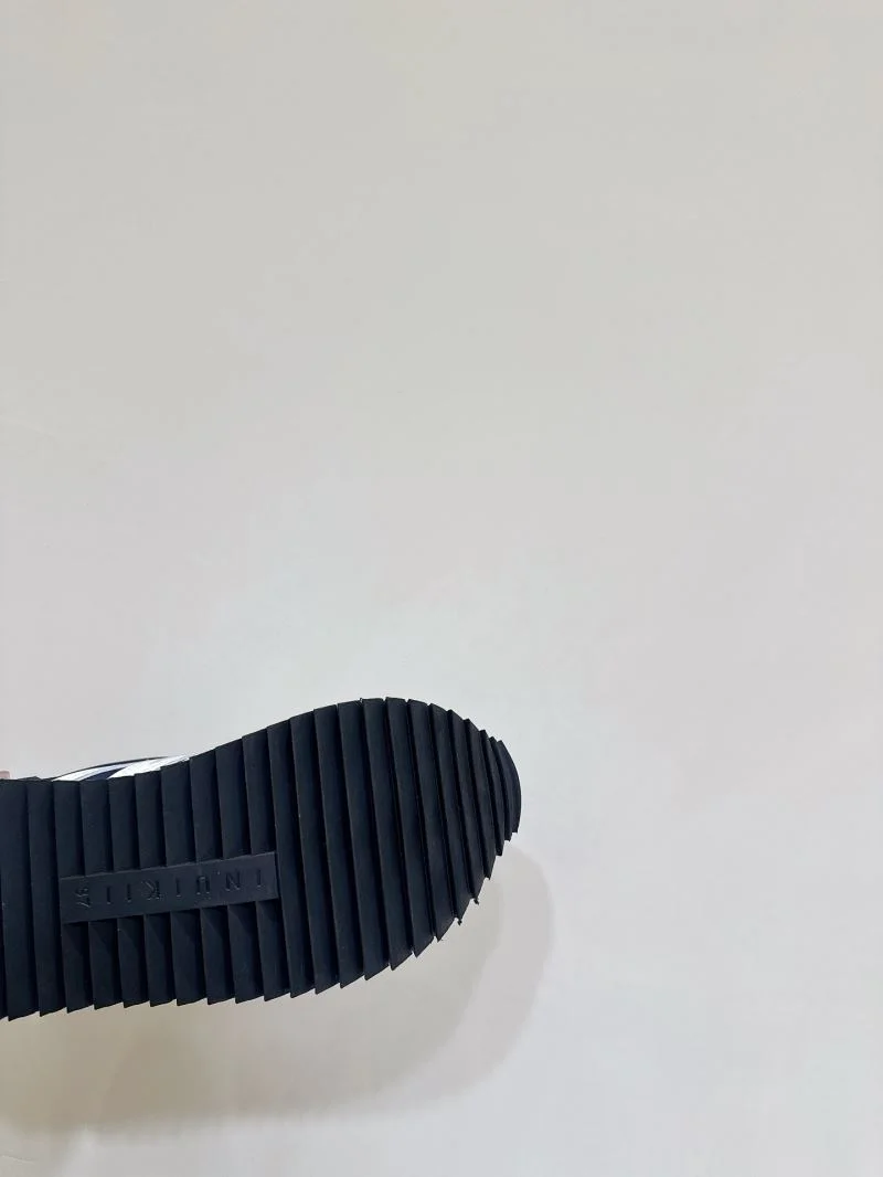 WrinkleFree Inuikii Shoes 7994