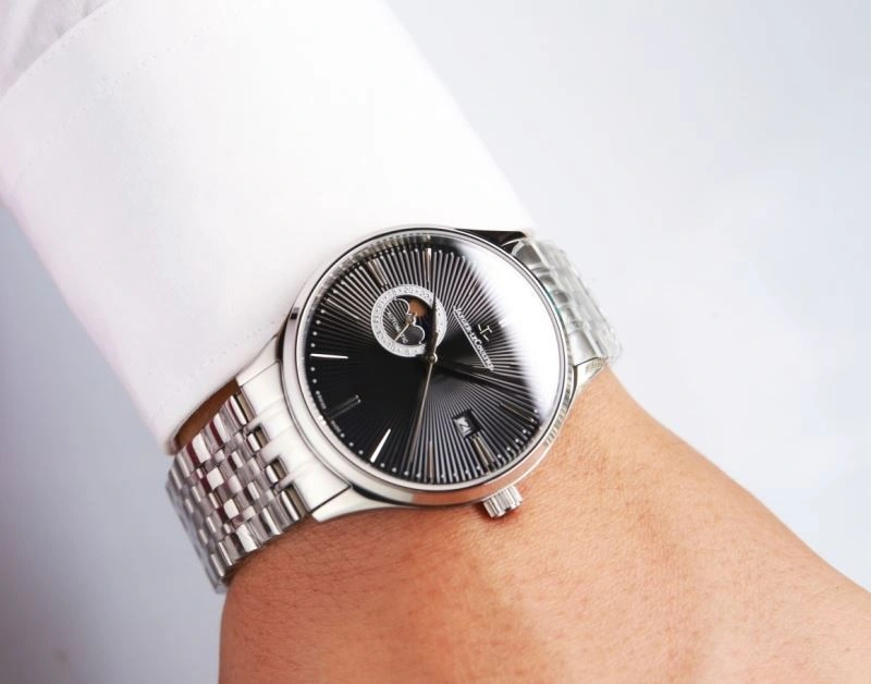 Modern JAEGER-LECOULTRE Watches 186512