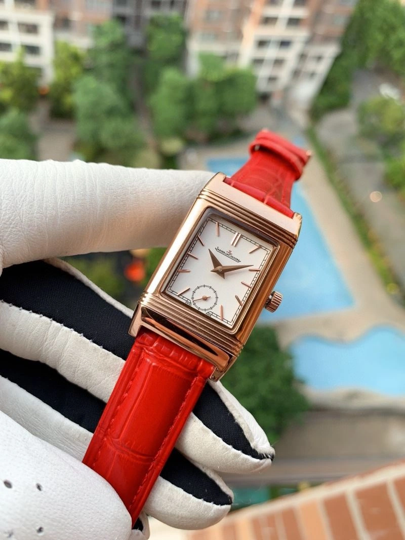 Sporty JAEGER-LECOULTRE Watches 186481