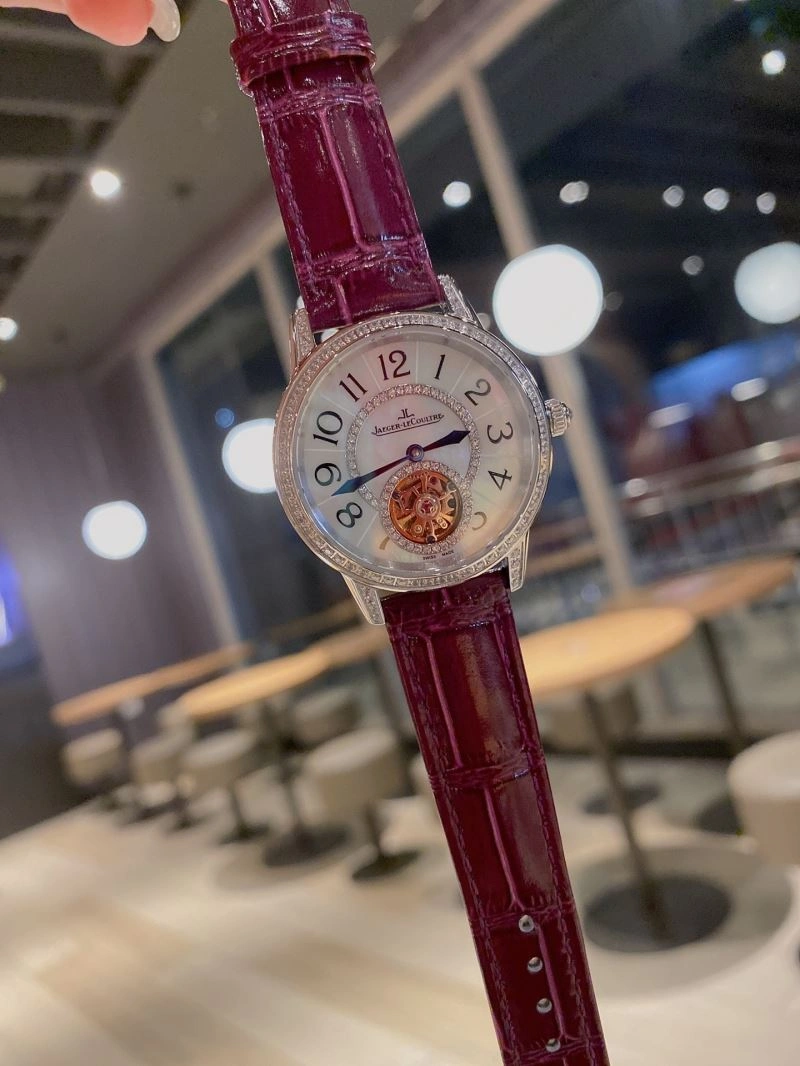 JAEGER-LECOULTRE Watches Modern 186432