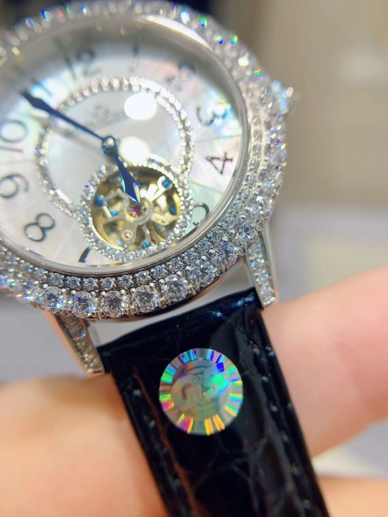 JAEGER-LECOULTRE Watches Vibrant 186404