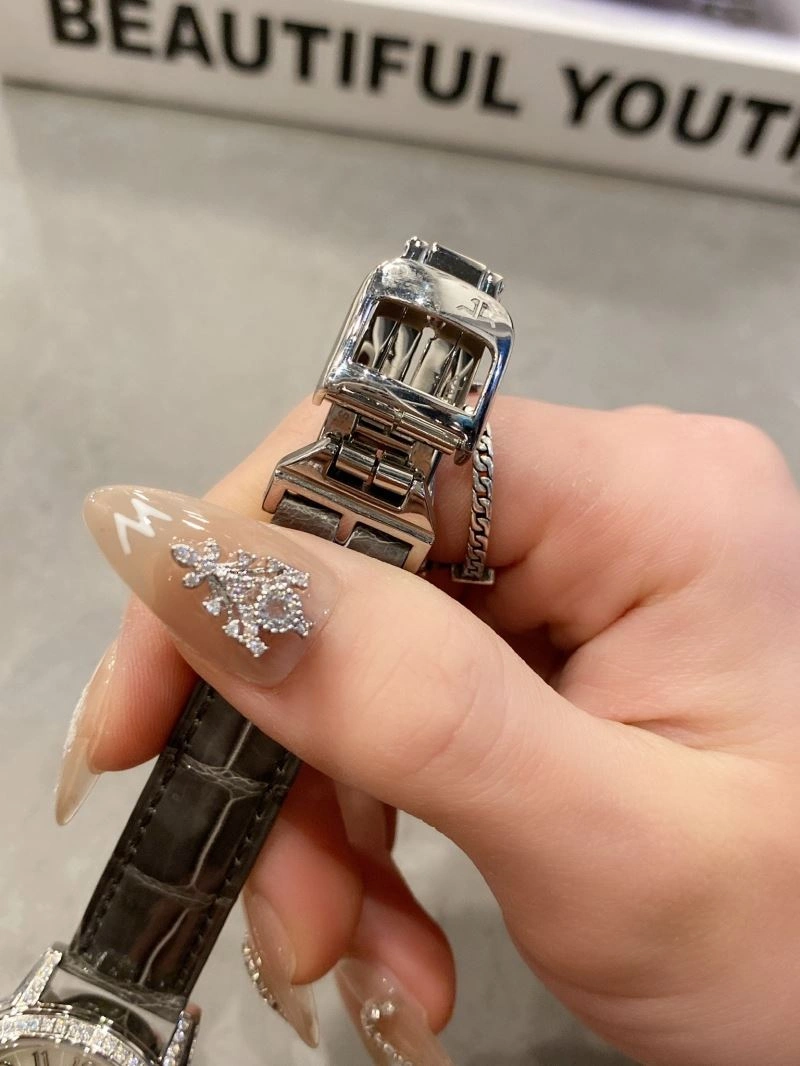 Resilient JAEGER-LECOULTRE Watches 186353