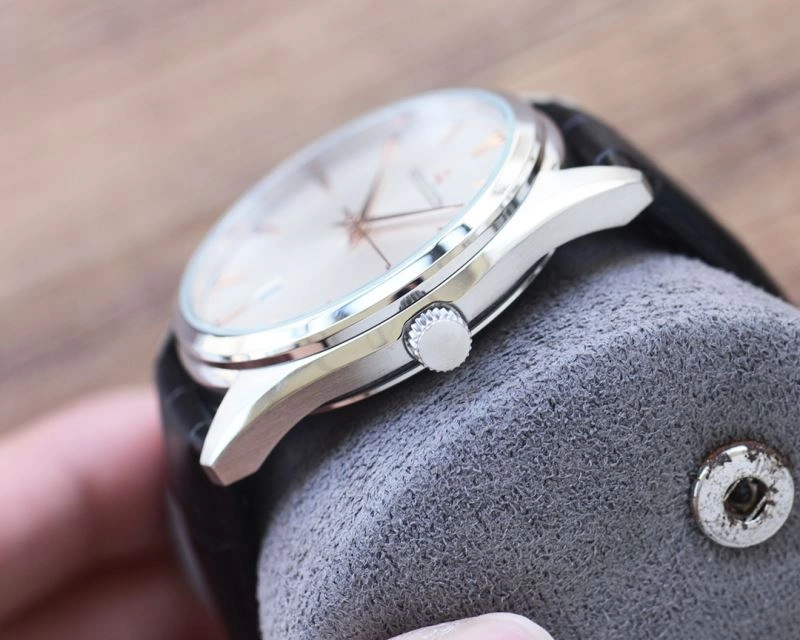 Sporty JAEGER-LECOULTRE Watches 186351