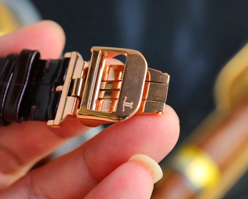 Snug JAEGER-LECOULTRE Watches 186240