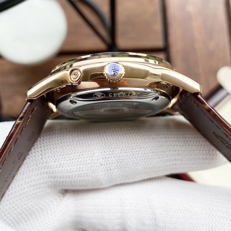 JAEGER-LECOULTRE Watches Bold 186225