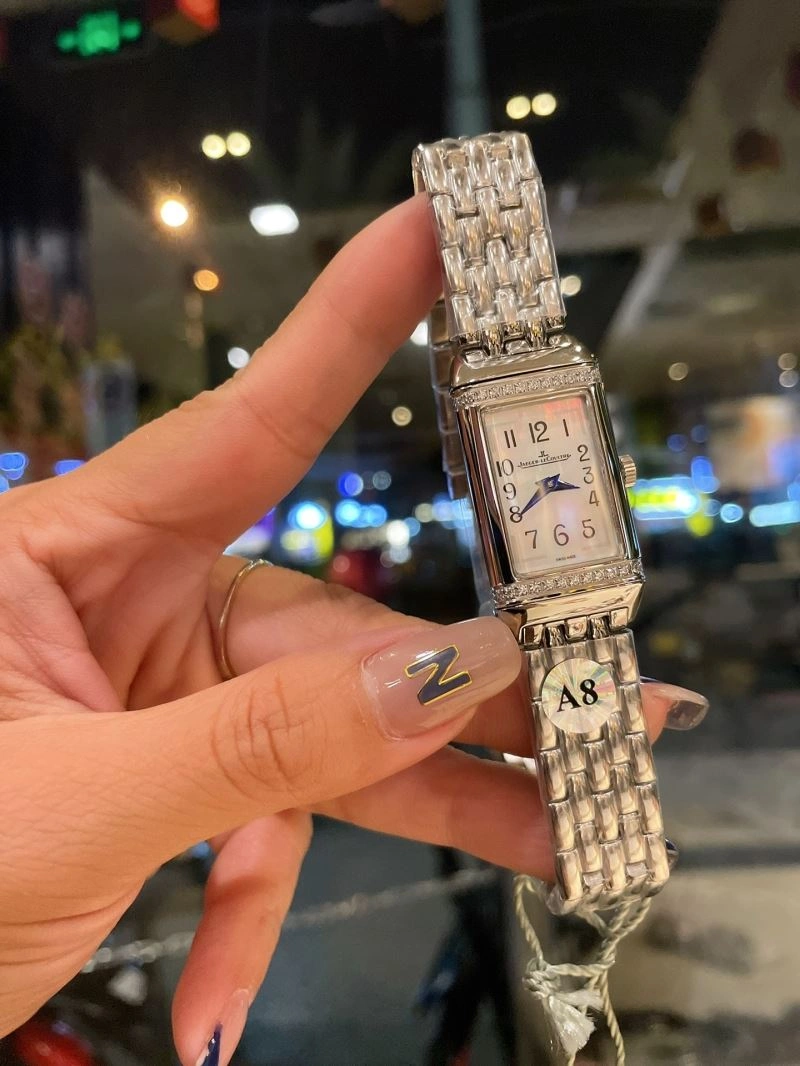 Effortless JAEGER-LECOULTRE Watches 186232