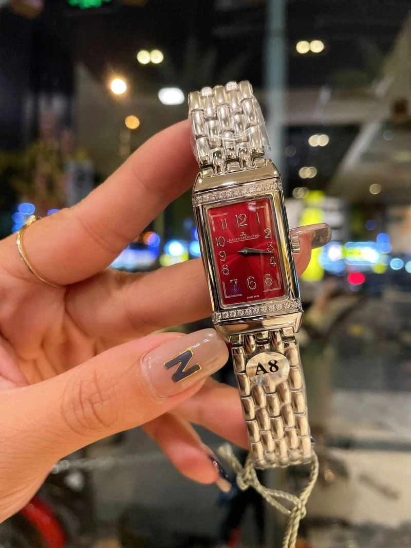 Effortless JAEGER-LECOULTRE Watches 186232