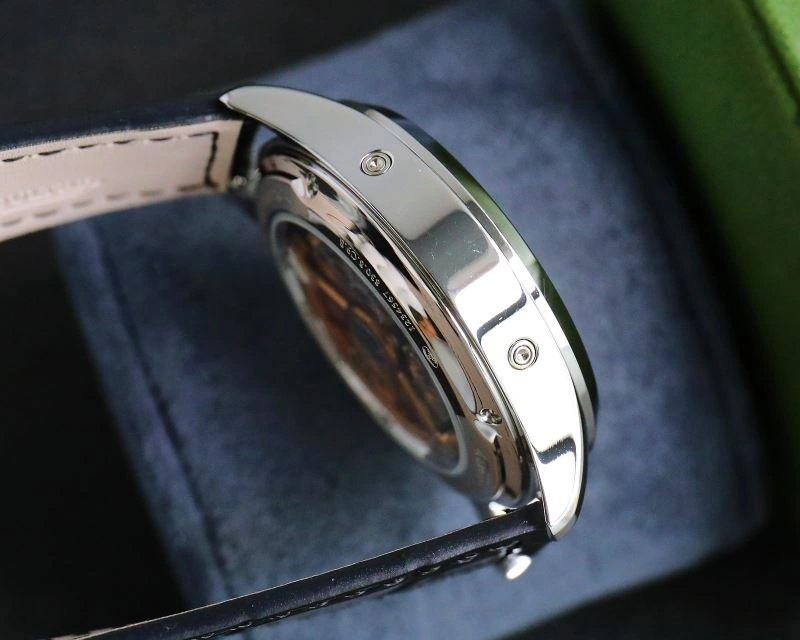 Classic JAEGER-LECOULTRE Watches 186198