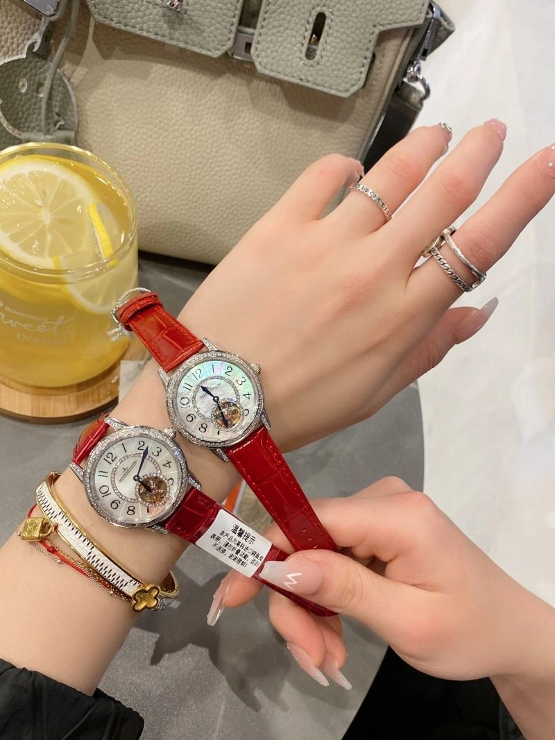 JAEGER-LECOULTRE Watches TravelReady 186182