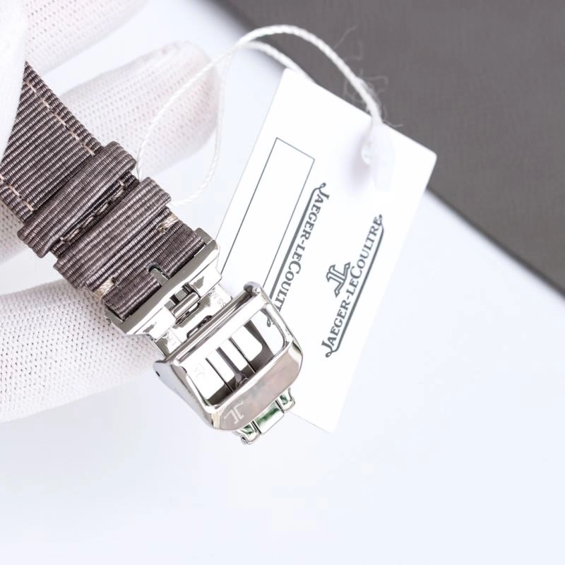 Trendsetting JAEGER-LECOULTRE Watches 186176