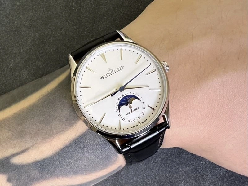 Elegant JAEGER-LECOULTRE Watches 186178