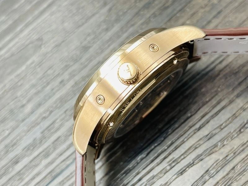 JAEGER-LECOULTRE Watches Chic 186138