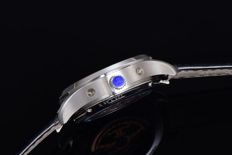 Resilient JAEGER-LECOULTRE Watches 186083