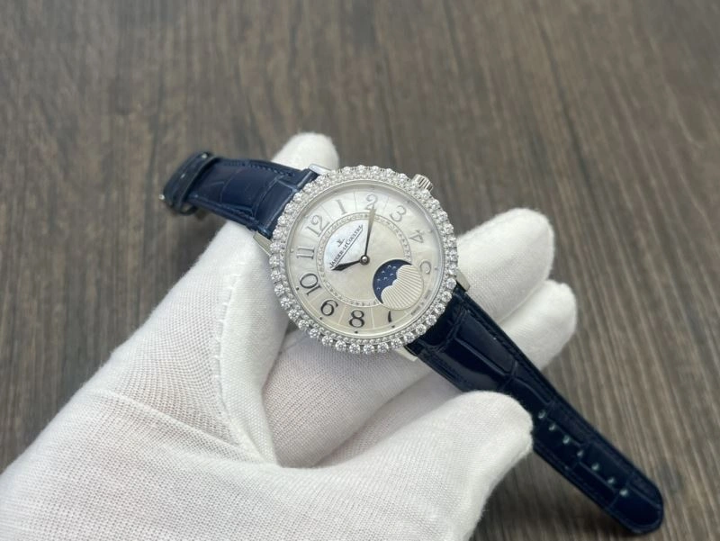JAEGER-LECOULTRE Watches EyeCatching 185883