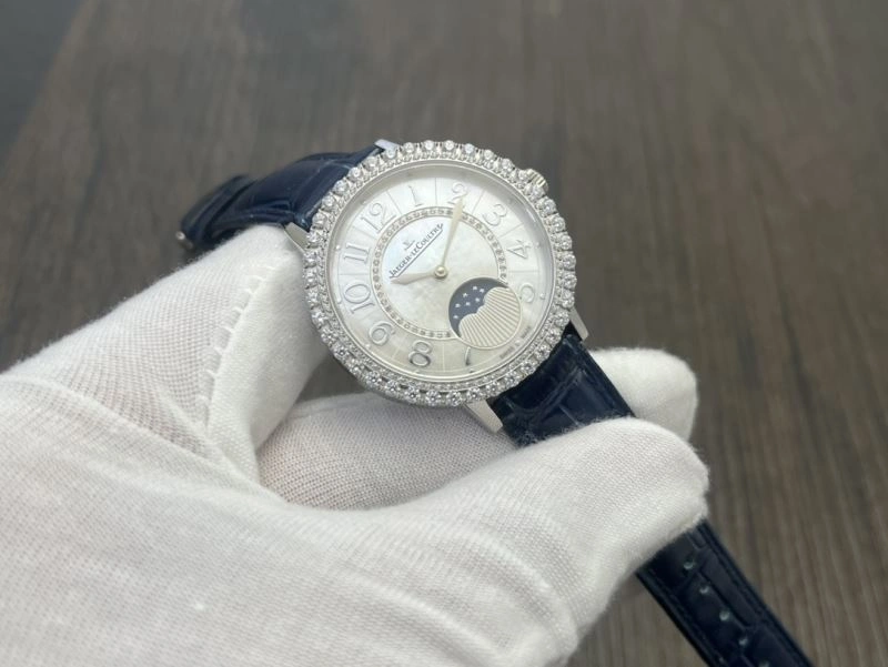 JAEGER-LECOULTRE Watches EyeCatching 185883