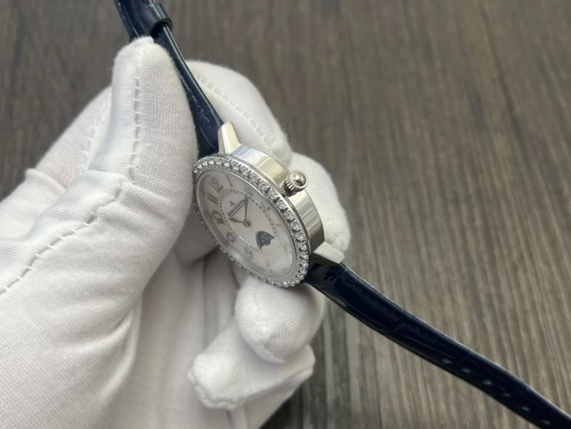 JAEGER-LECOULTRE Watches EyeCatching 185883