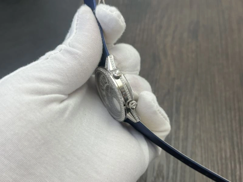 Bold JAEGER-LECOULTRE Watches 185856
