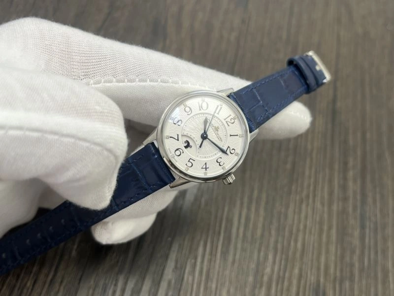Classic JAEGER-LECOULTRE Watches 185850