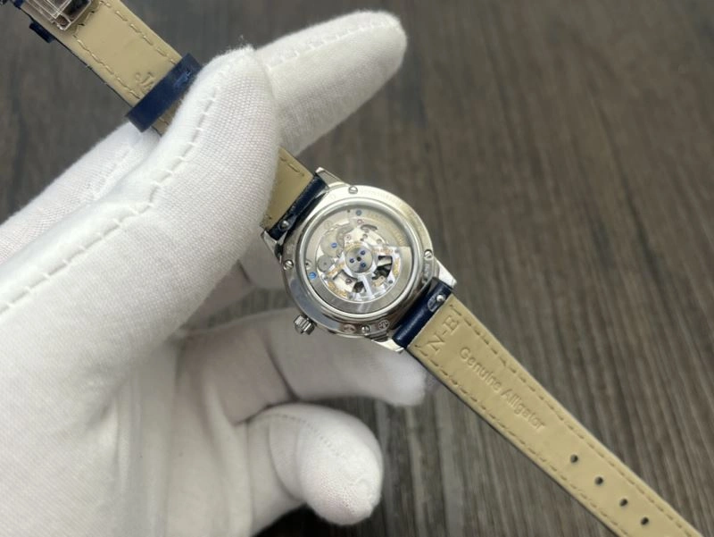 Classic JAEGER-LECOULTRE Watches 185850