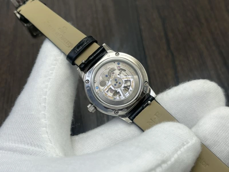 JAEGER-LECOULTRE Watches FashionForward 185823