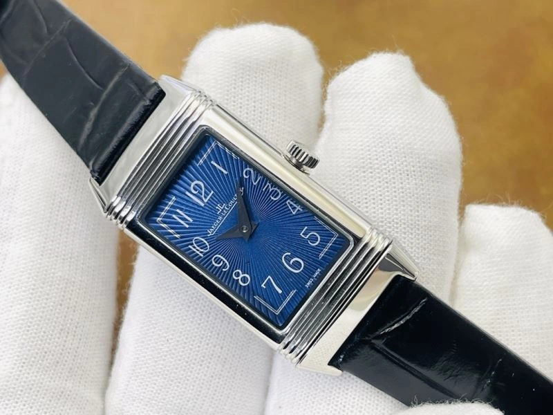 Vibrant JAEGER-LECOULTRE Watches 185825