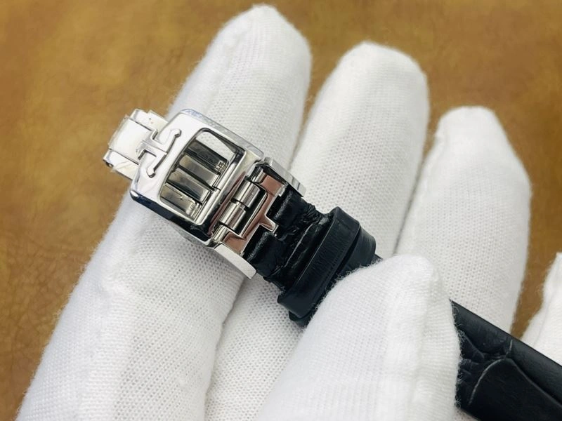 Vibrant JAEGER-LECOULTRE Watches 185825