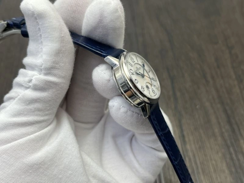 JAEGER-LECOULTRE Watches TravelReady 185808