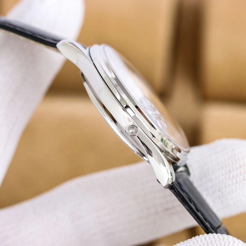 Affordable JAEGER-LECOULTRE Watches 186016