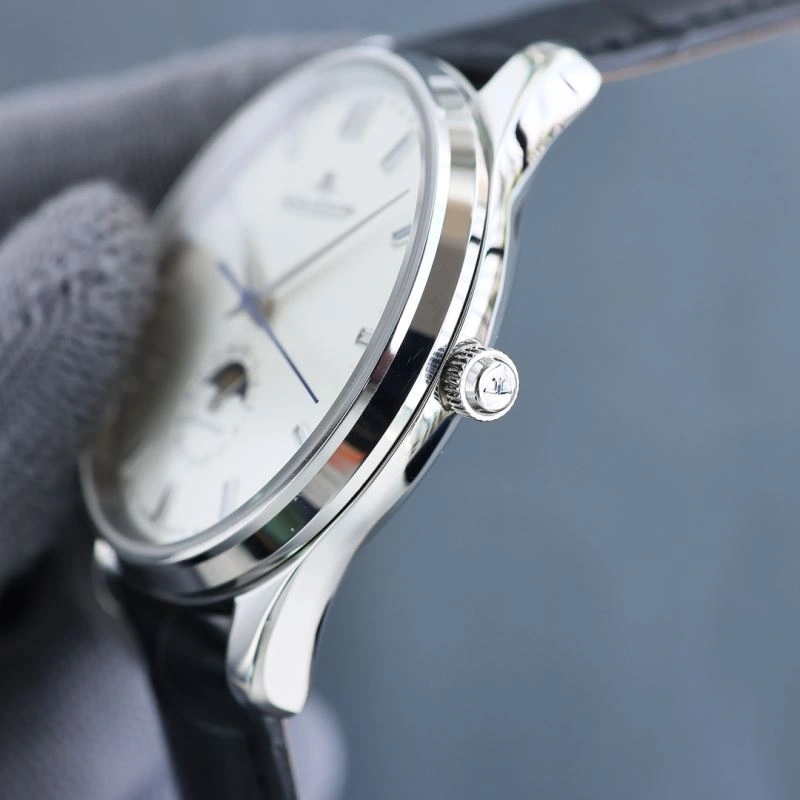 Vibrant JAEGER-LECOULTRE Watches 186015