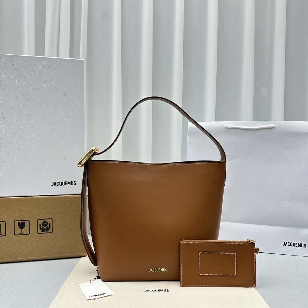 Jacquemus Bucket Bags SoftTouch 69610