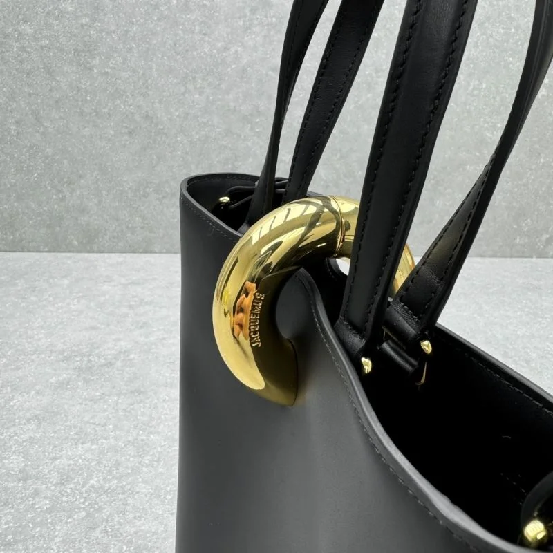 FreshLook Jacquemus Bucket Bags 55760