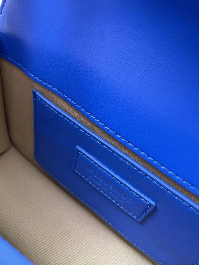 GoAnywhere Jacquemus Satchel Bags 83950