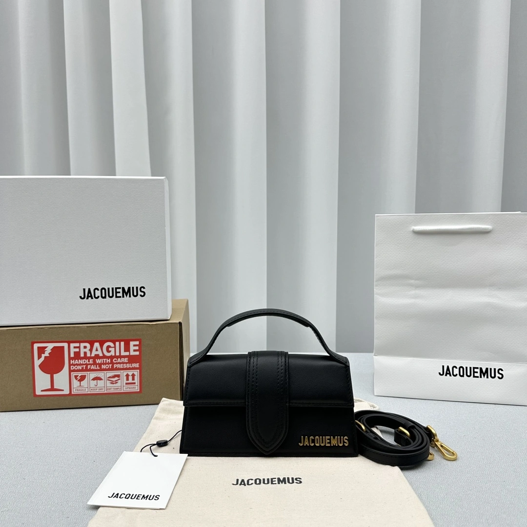 OdorResistant Jacquemus Satchel Bags 69635