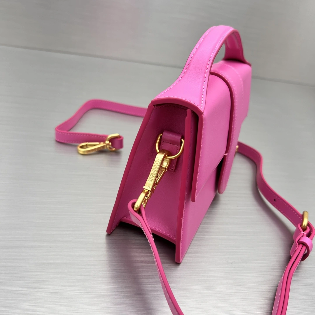Sophisticated Jacquemus Satchel Bags 69598