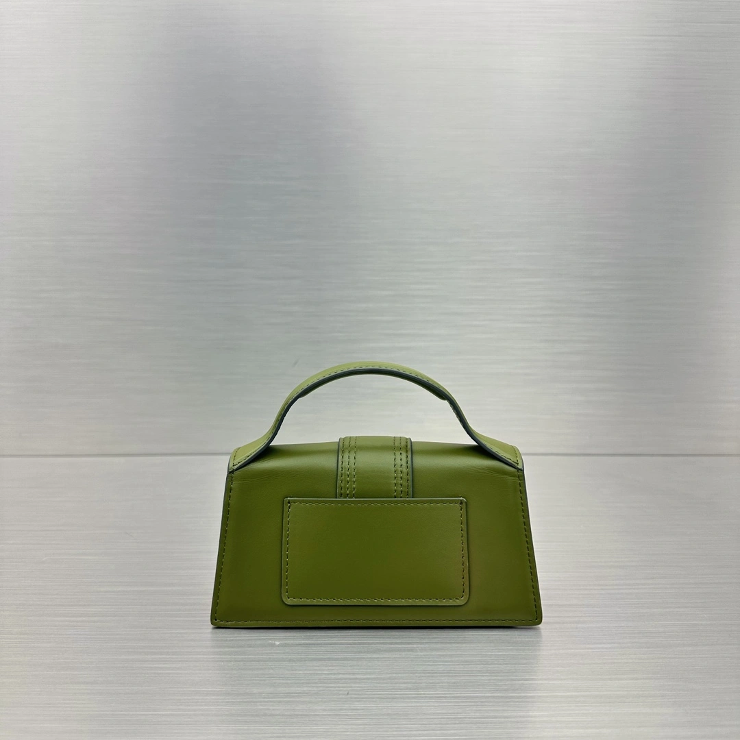 SportInspired Jacquemus Satchel Bags 69594