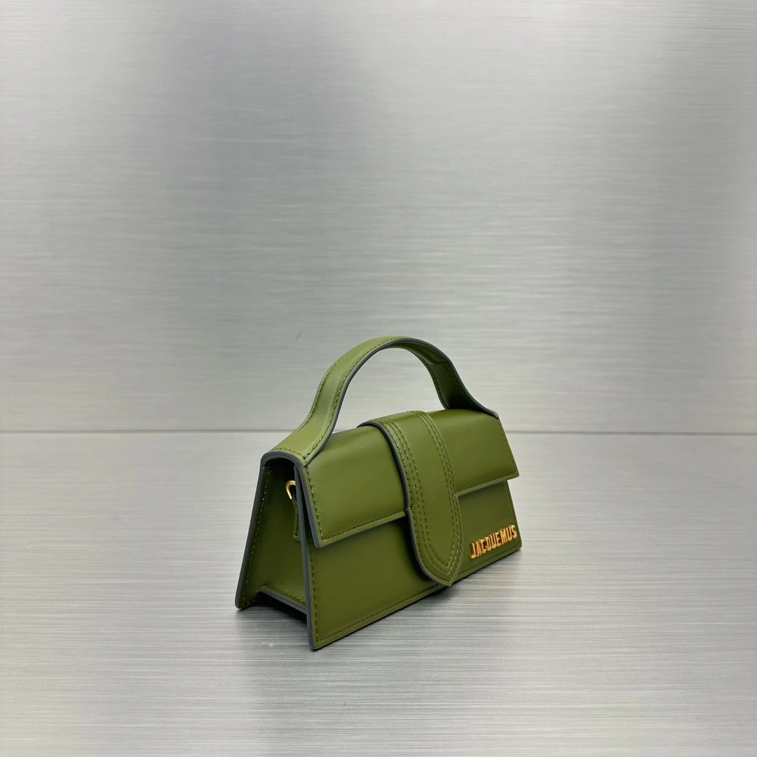 SportInspired Jacquemus Satchel Bags 69594