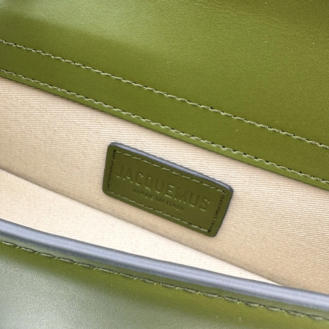 SportInspired Jacquemus Satchel Bags 69594