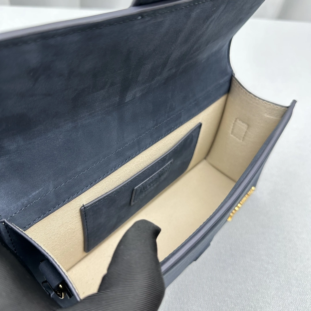 Durable Jacquemus Satchel Bags 69631