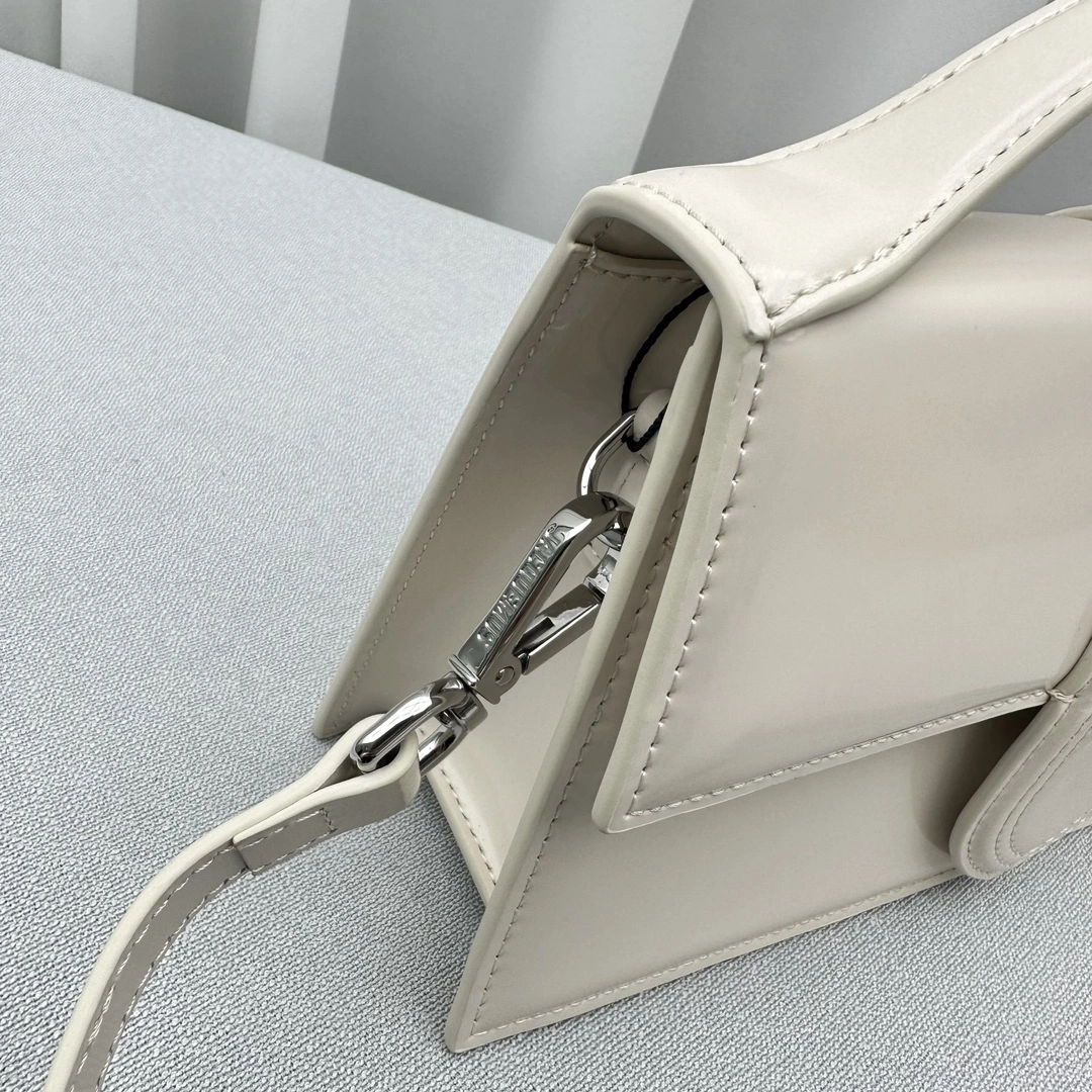Jacquemus Satchel Bags Refined 69584