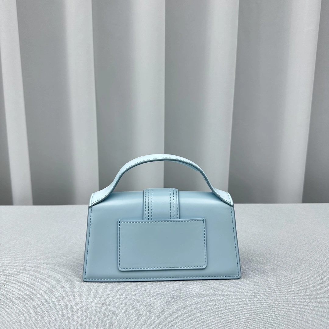 Jacquemus Satchel Bags Breathable 69585