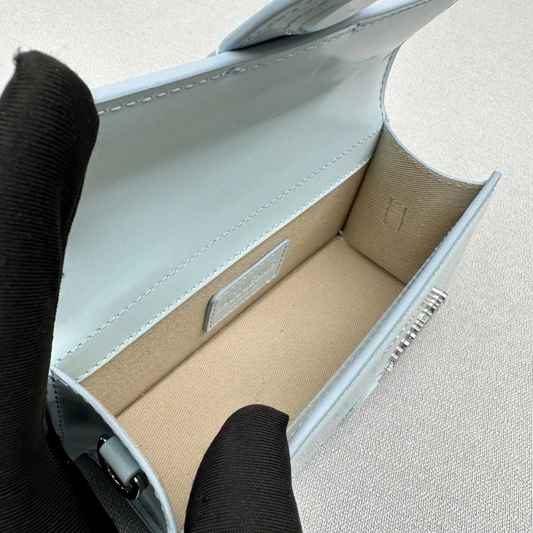 Jacquemus Satchel Bags Breathable 69585