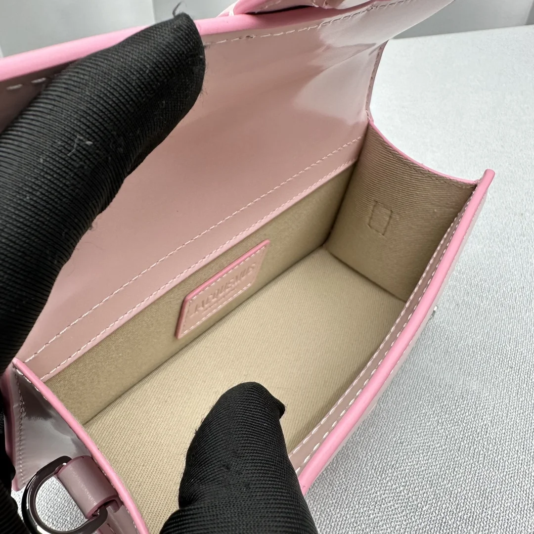 Sporty Jacquemus Satchel Bags 37693
