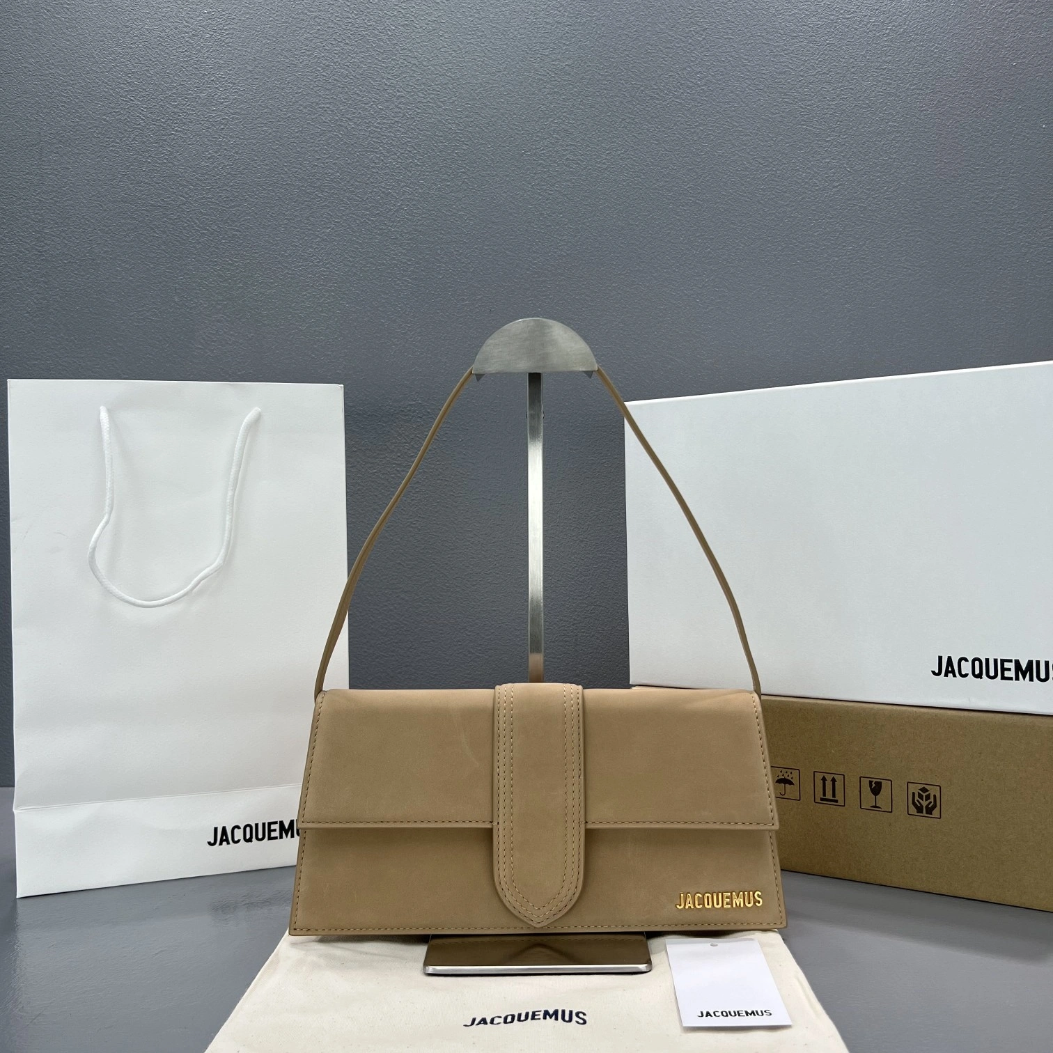 Versatile Jacquemus Satchel Bags 69612