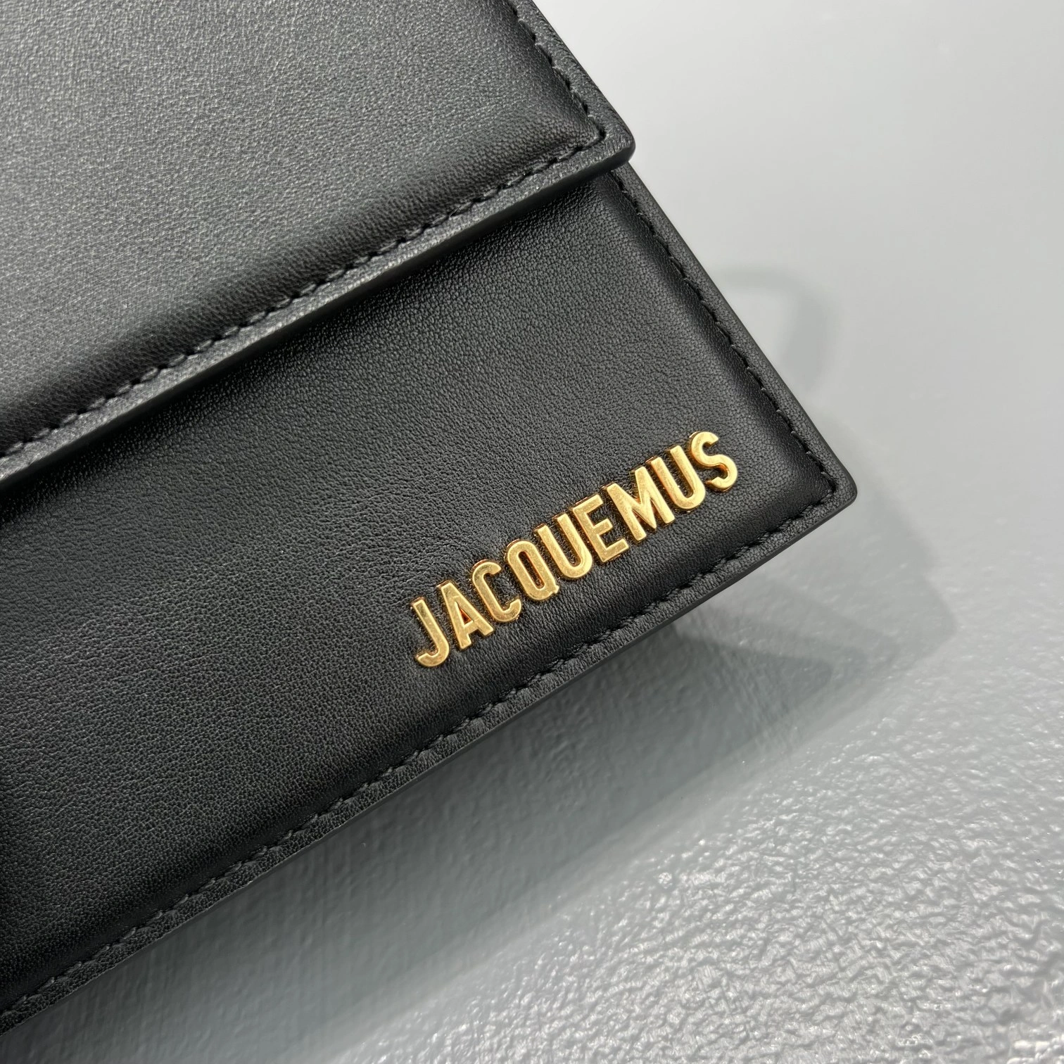 Jacquemus Satchel Bags Comfortable 69578