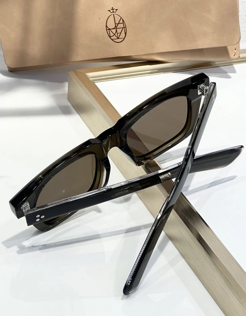 AllSeason Jacquemus Sunglasses 280250